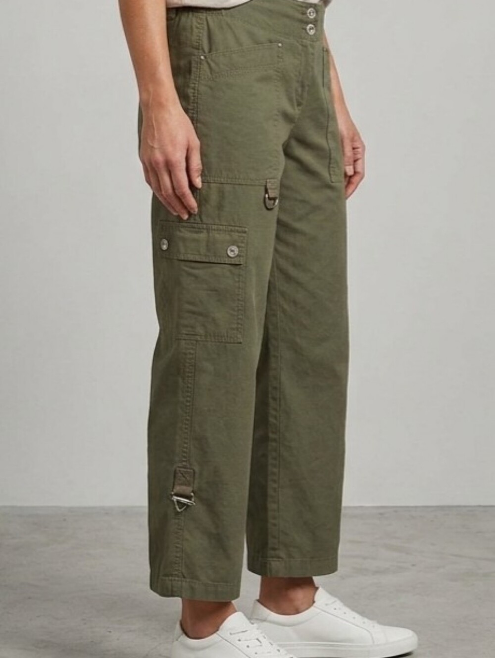 Jones New York Signature Women’s 12 Green Cargo Straight‑Leg Twill Cotton Pants - Picture 2 of 14